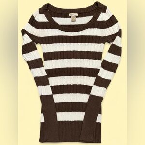 Y2K Brown and White Cable Knit Striped Sweater
